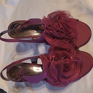 Sling back size 8 satin heel.